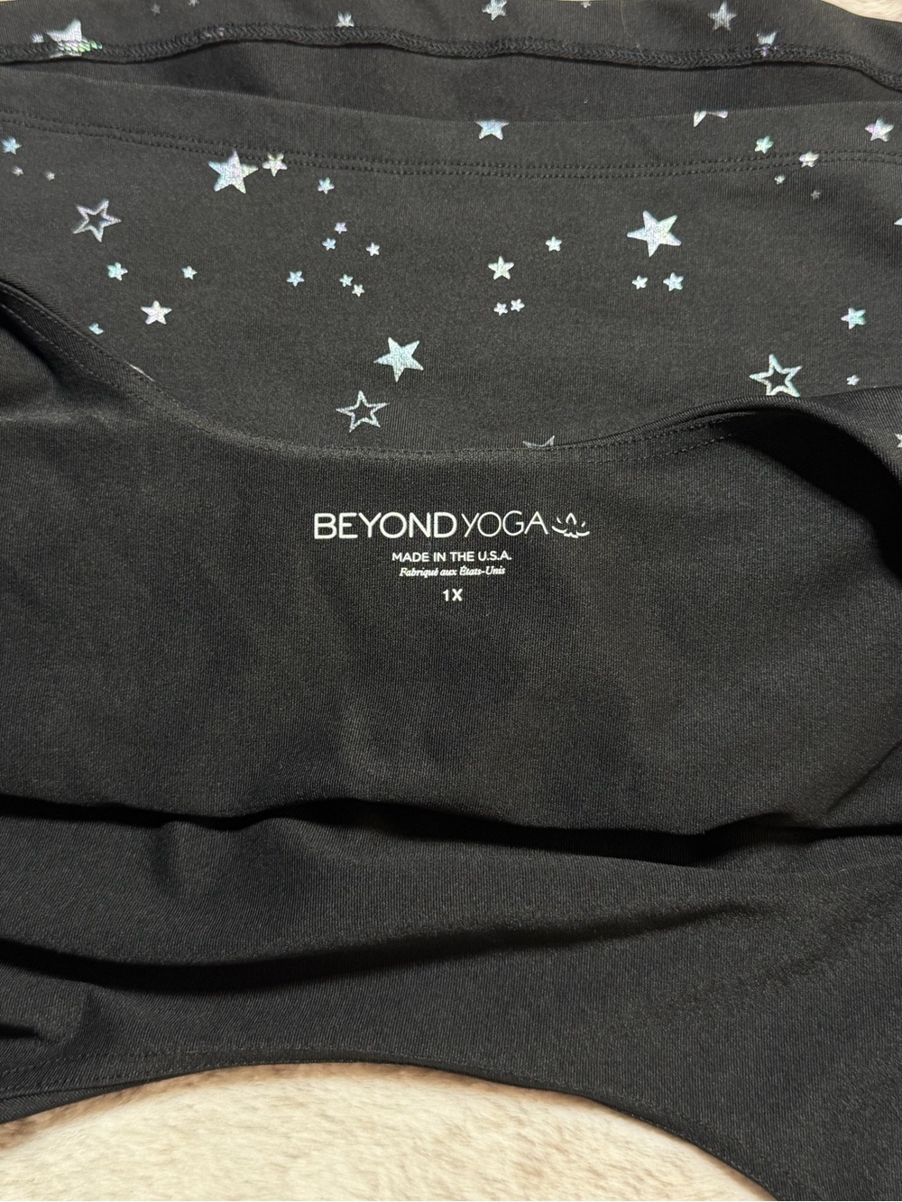 Beyond Yoga Black Star-Print Sports Bra and Leggings Set 1X - Picture 10 of 12